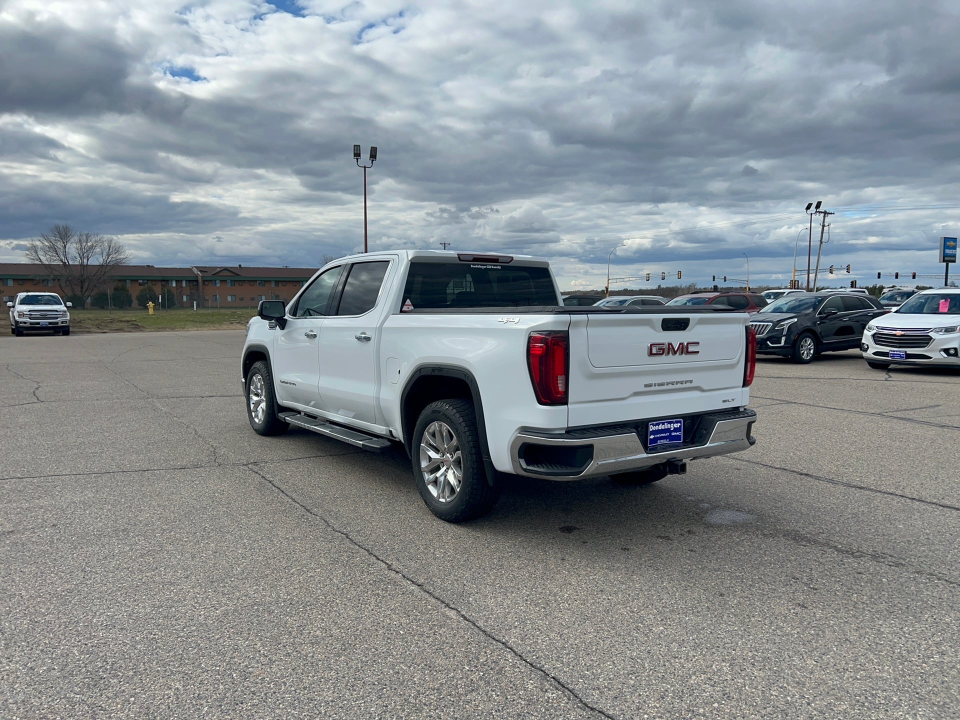 2021 GMC Sierra 1500 SLT
