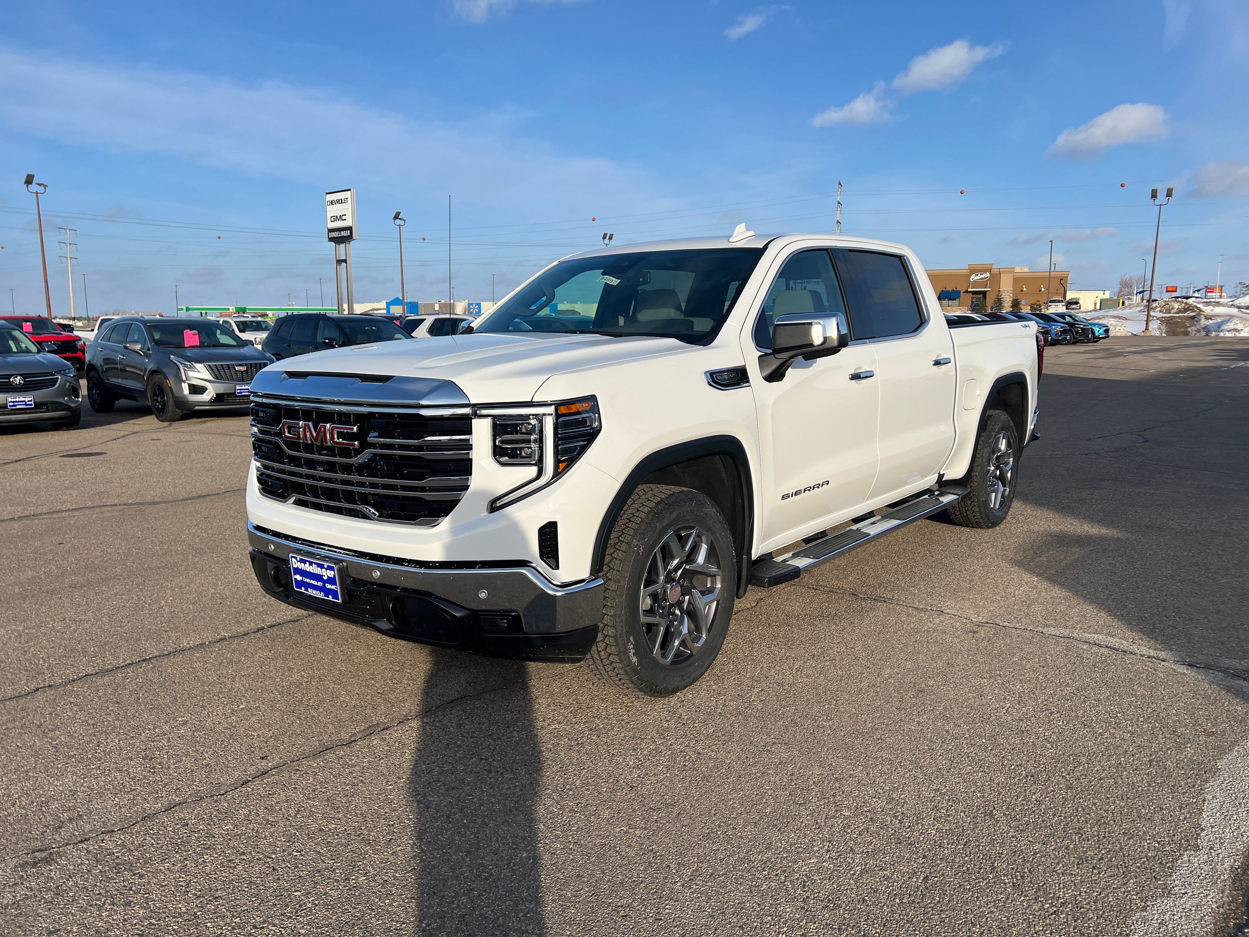 2026 GMC Sierra 1500 SLT