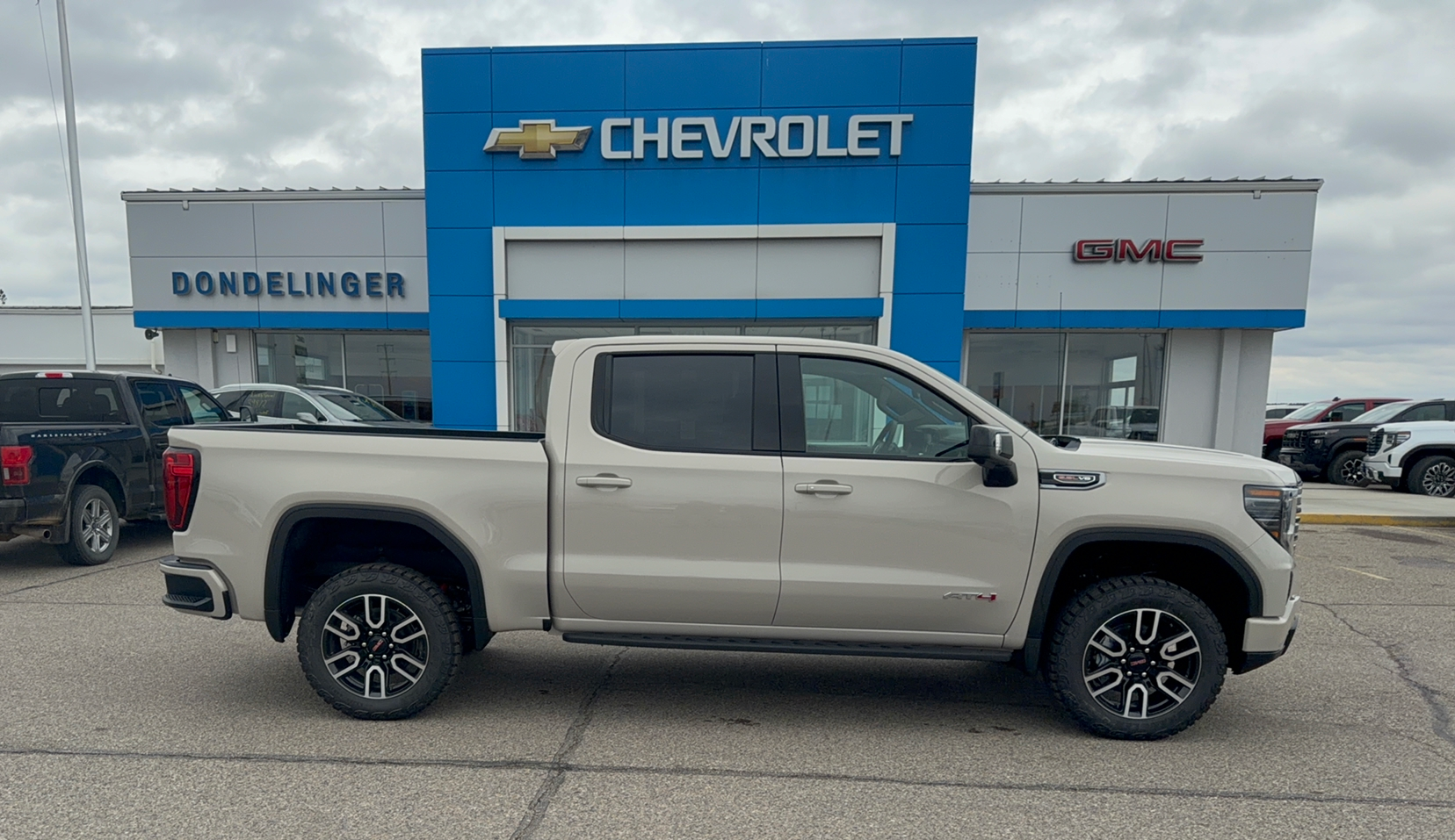 2026 GMC Sierra 4WD Crew Cab Short Box AT4's photo