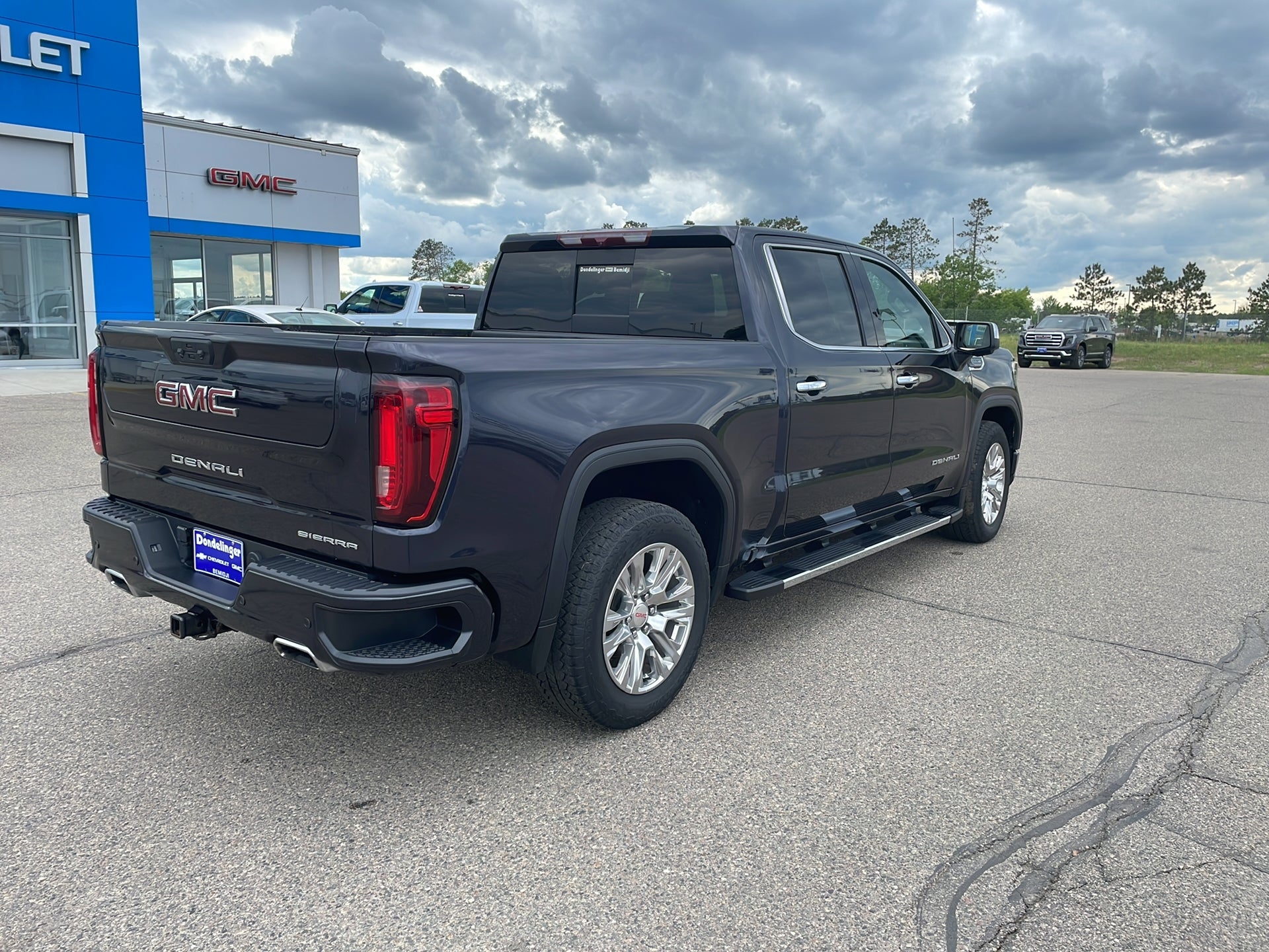 Used 2022 GMC Sierra 1500 Denali Denali with VIN 3GTUUGED1NG667396 for sale in Bemidji, Minnesota