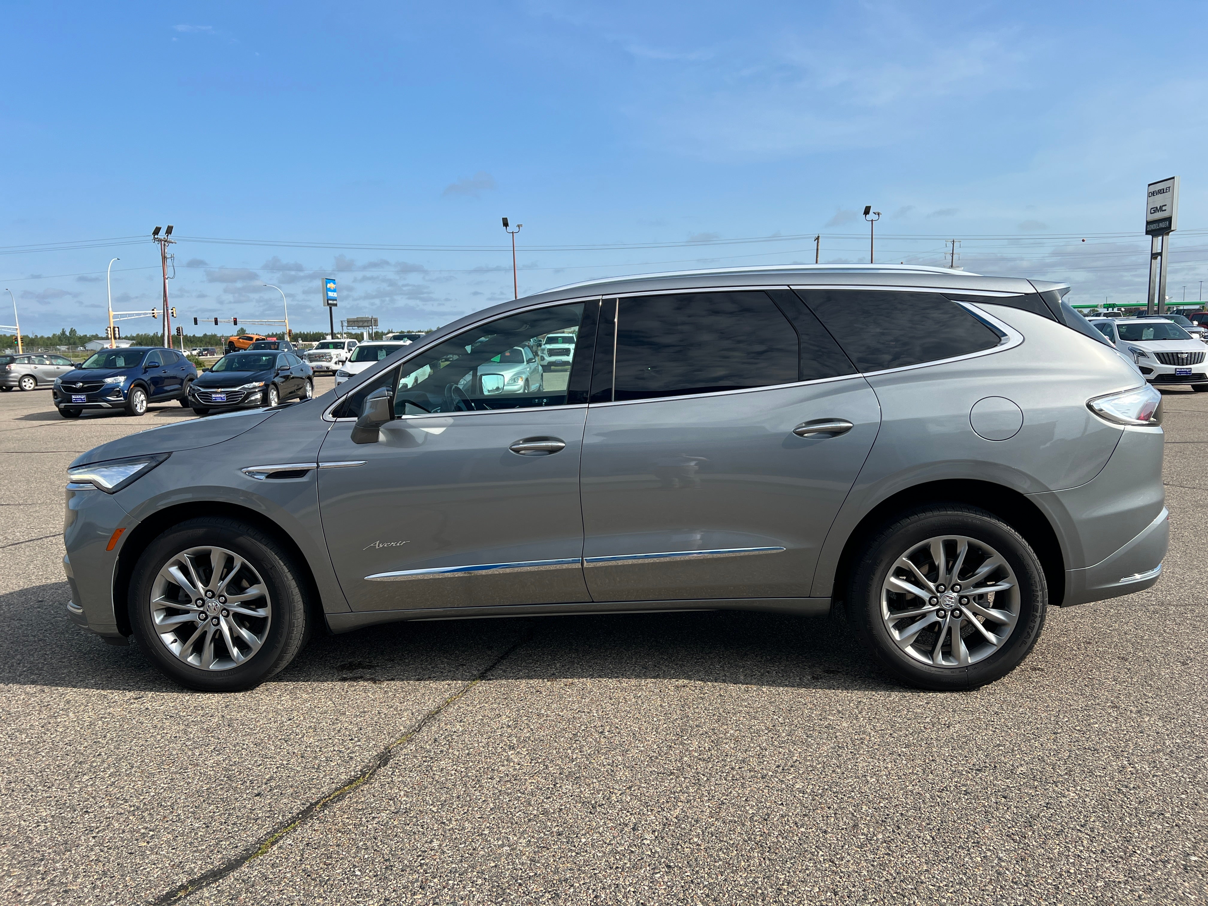 2024 Buick Enclave Avenir