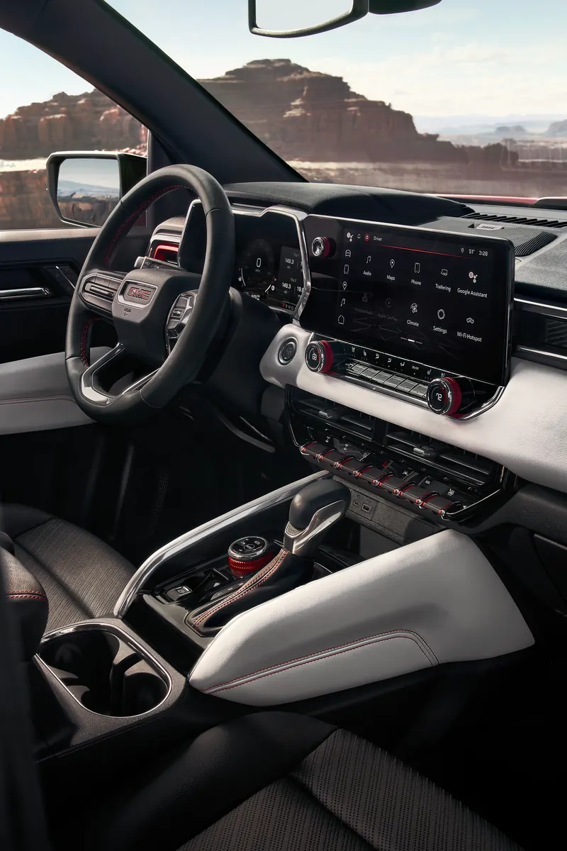 2026 GMC Canyon infotainment system at Dondelinger Chevrolet GMC in Bemidji MN